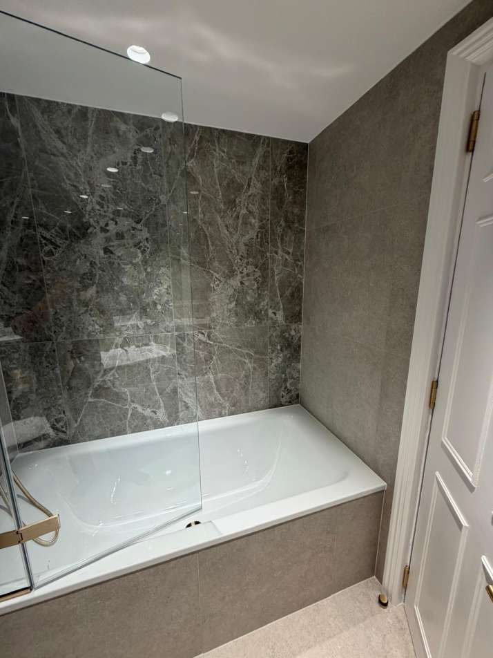 contemporary bathrooms