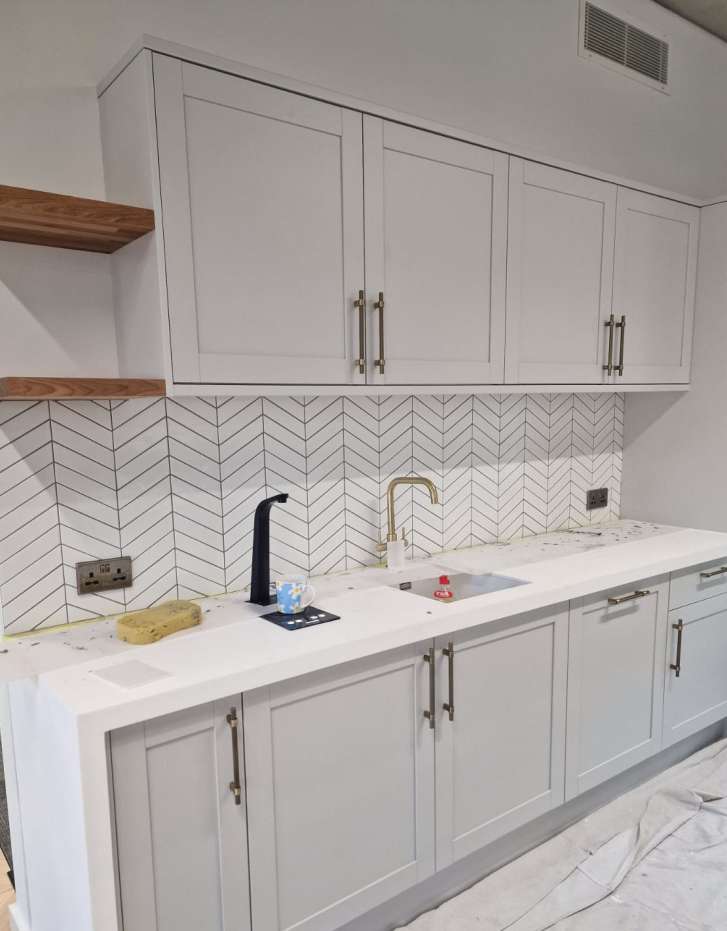 kitchen herringbone tiling