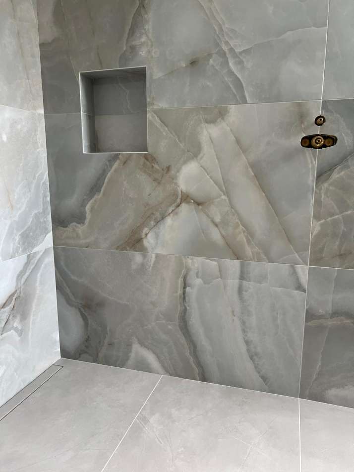 shower tiling