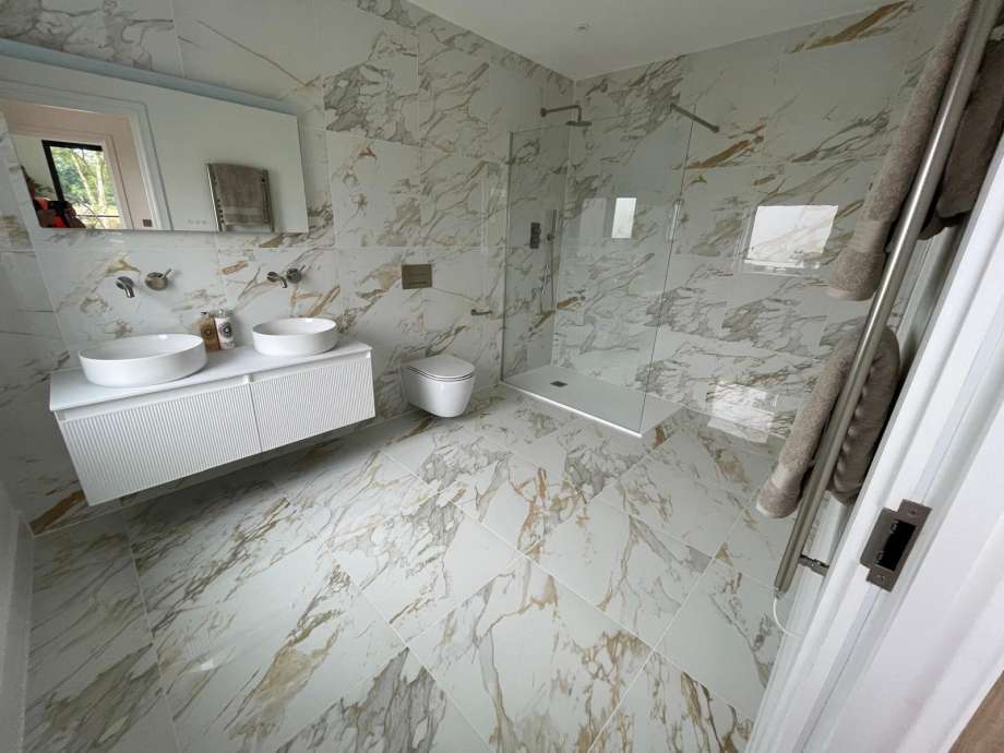 shower tiling